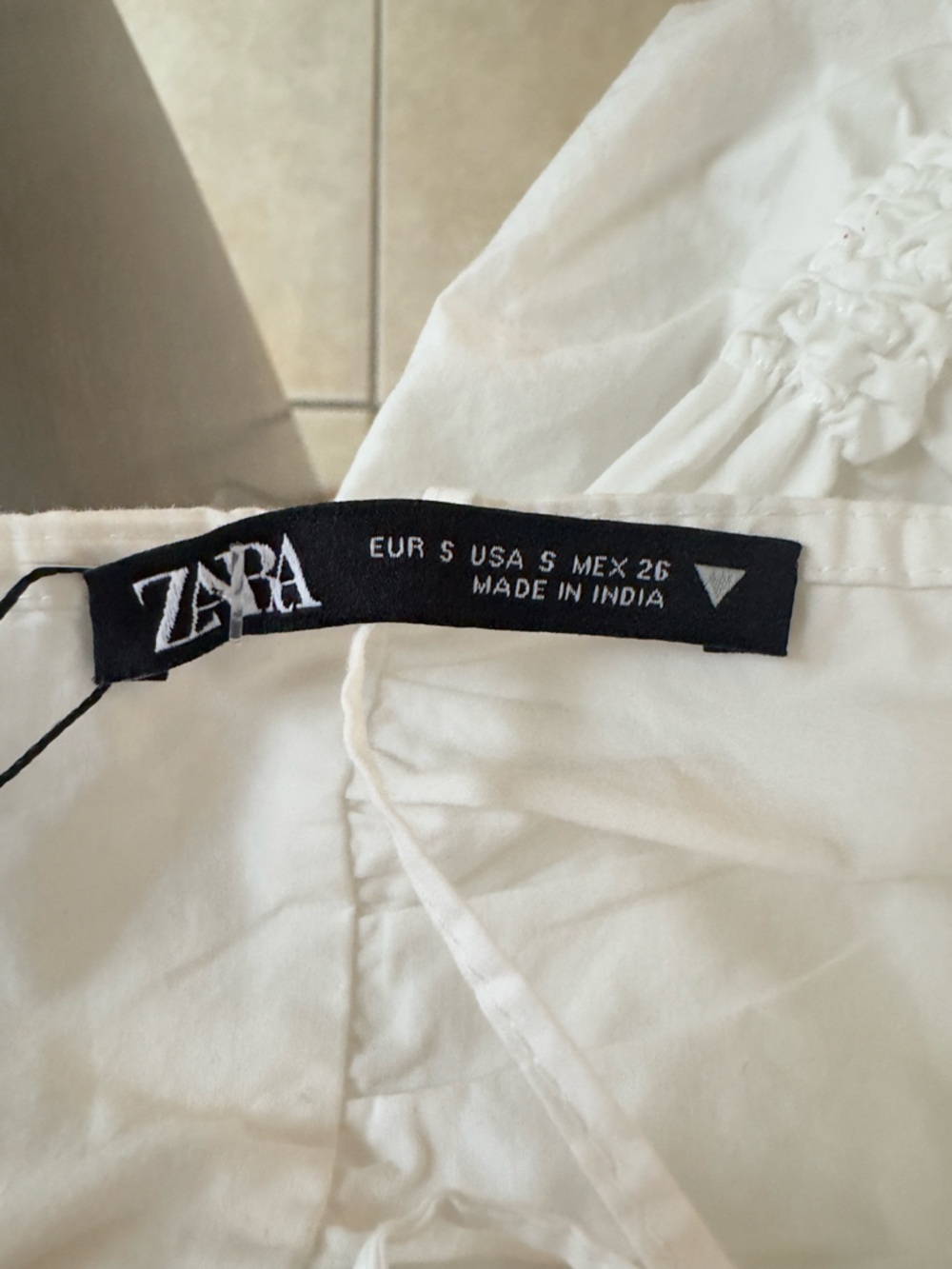 Zara White Blouse - Picture 4 of 6